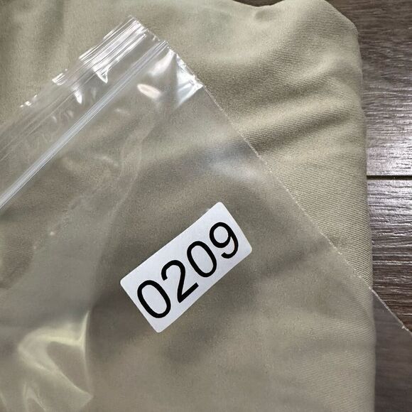 Kerrits Women’s Size Medium Flow Rise Knee Patch Performance Tights Tan NWT - Picture 7 of 7